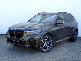 xDrive45e iPerformance