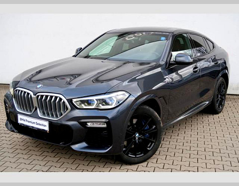 xDrive40i