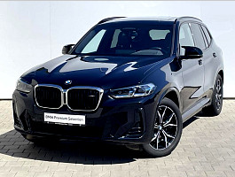 M40d xDrive Harman Panorama
