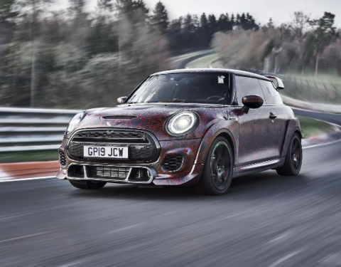Nové MINI John Cooper Works GP na Nordschleife