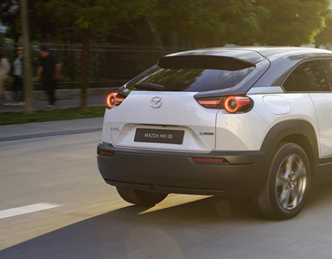 Zcela nová Mazda MX-30 – požitek z jízdy elektromobilem