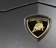 Lamborghini se pochlubilo novým logem