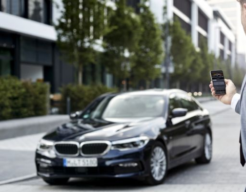 Oslava úspěchu v konektivitě a designu: BMW získalo šest ocenění od německých časopisů „auto, motor und sport“ a „CHIP“