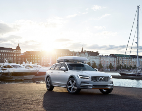 Volvo Cars slaví zahájení závodu Volvo Ocean Race speciální edicí Volva V90 Cross Country